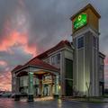 Exterior of Courtyard by Marriott Seaworld Westover Hills