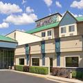 Exterior of Crystal Inn Hotel & Suites West Valley City