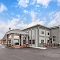 Photo of Days Inn & Suites by Wyndham Bowling Green
