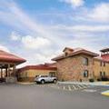 Photo of Days Inn & Suites by Wyndham Bozeman