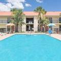 Image of Days Inn & Suites by Wyndham Navarre - near Beaches/Hurlburt