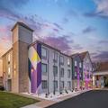 Photo of Days Inn & Suites by Wyndham Onalaska / La Crosse