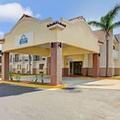 Photo of Days Inn & Suites by Wyndham Tampa/Fairground/Casino Area
