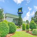 Exterior of Days Inn by Wyndham Arlington/Washington DC