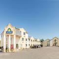 Exterior of Days Inn by Wyndham Effingham