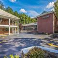 Image of Days Inn by Wyndham Elmsford / White Plains