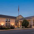 Image of Days Inn by Wyndham Fargo / West Acres