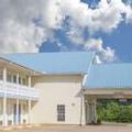 Exterior of Days Inn by Wyndham Hardy