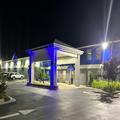 Photo of Days Inn by Wyndham Lake Bluff/Great Lakes Naval Base