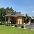 Exterior of Days Inn by Wyndham Lake City I-10