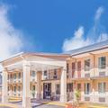 Image of Days Inn by Wyndham Lavonia