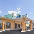 Exterior of Days Inn by Wyndham Lenoir City