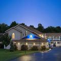 Exterior of Days Inn by Wyndham Middletown / Newport Area