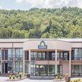 Photo of Days Inn by Wyndham Princeton