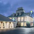 Photo of Days Inn by Wyndham Trumann Ar