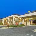 Exterior of Days Inn by Wyndham Wilson