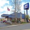 Photo of District Hotel by OYO Portland Convention Center