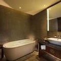 Photo of DoubleTree Resort by Hilton Hainan Qixianling Hot Spring