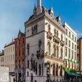 Exterior of Dublin Citi Hotel
