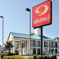 Exterior of Econo Lodge Canton I-55