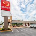 Exterior of Econo Lodge Frederick I-70