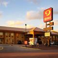 Exterior of Econo Lodge Gallup West