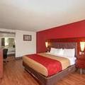 Exterior of Econo Lodge Inn & Suites