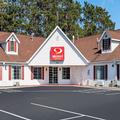 Exterior of Econo Lodge Inn & Suites Eau Claire South