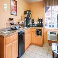 Photo of Econo Lodge Inn & Suites Hillsboro - Portland West