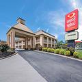 Photo of Econo Lodge Inn & Suites Knoxville East