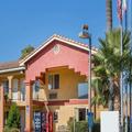 Exterior of Econo Lodge Inn & Suites Lodi - Wine Country Area