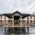 Image of Econo Lodge Inn & Suites Oconto