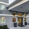 Exterior of Econo Lodge Inn & Suites Warsaw