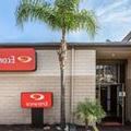 Exterior of Econo Lodge Lake Elsinore Casino