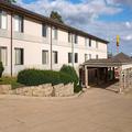 Exterior of Econo Lodge Maquoketa