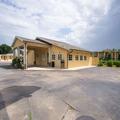 Exterior of Econo Lodge Miami