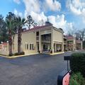 Exterior of Econo Lodge Picayune