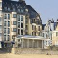 Exterior of Escale Oceania Saint-Malo