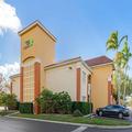 Image of Extended Stay America Suites Boca Raton Commerce