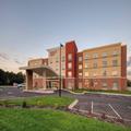 Exterior of Fairfield Inn & Suites Charlotte Belmont