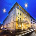 Photo of Goldenes Theater Hotel