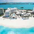 Exterior of Grand Hyatt Cancun Beach Resort