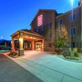 Exterior of Grand Vista Hotel Parachute