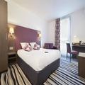 Photo of Hôtel Kyriad Saint Quentin en Yvelines - Montigny