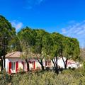 Photo of Hôtel Les Volets Rouges - Cassis