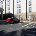 Exterior of Hampton Inn Albany Wolf Road (Airport)