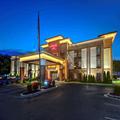 Exterior of Hampton Inn Batesville