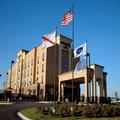 Exterior of Hampton Inn Calera