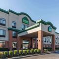 Exterior of Hampton Inn Columbus - Airport