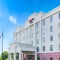 Exterior of Hampton Inn Columbus-North